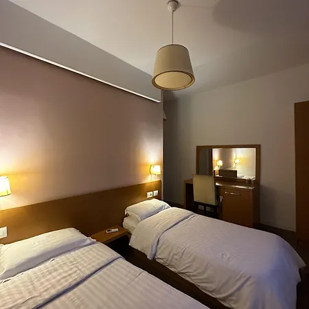 فندق Al Bon Park بيرات